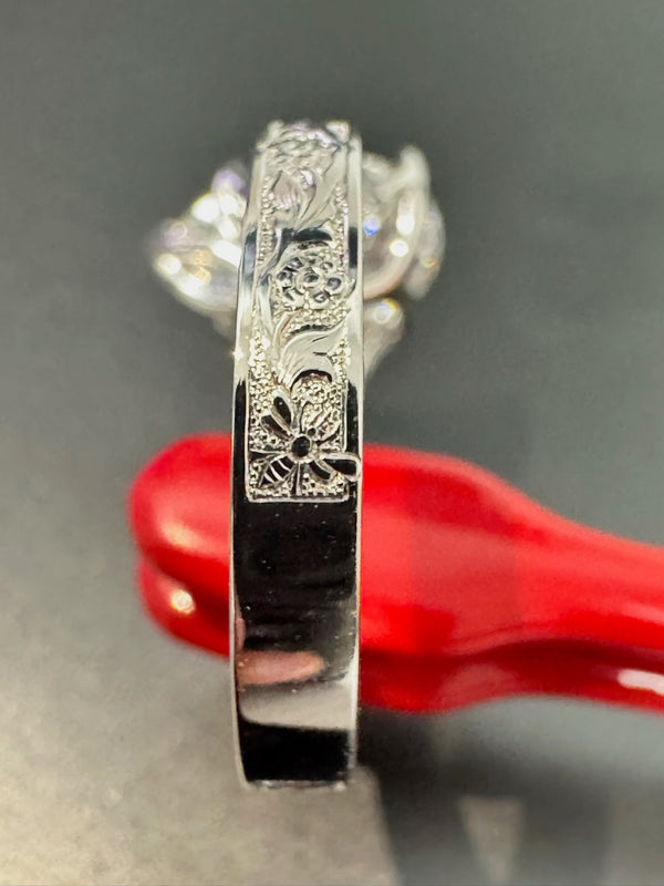 A custom bee