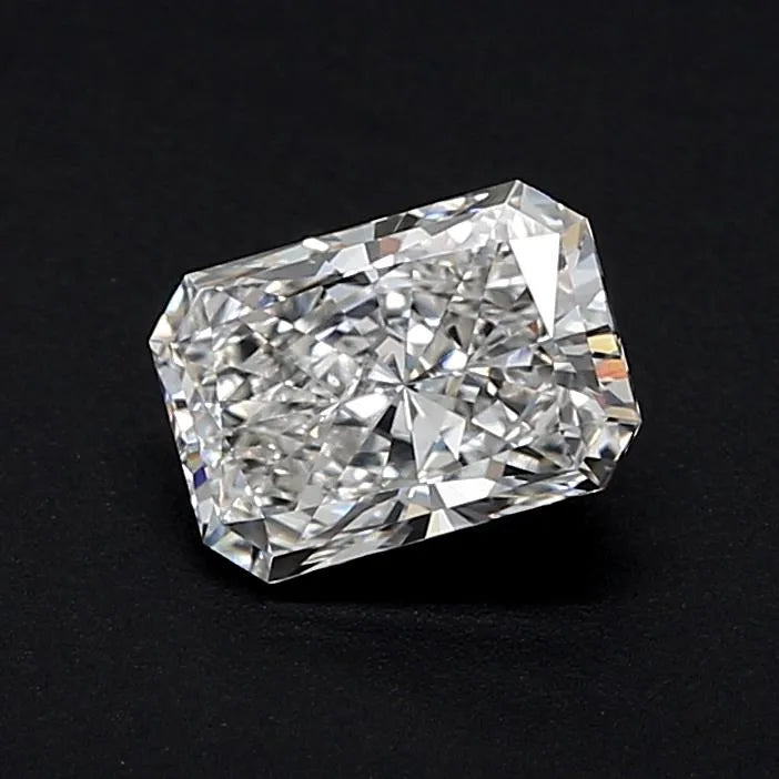 2.00ct Radiant Lab Grown Diamond (Colour E, Clarity VS1, IGI Certified)