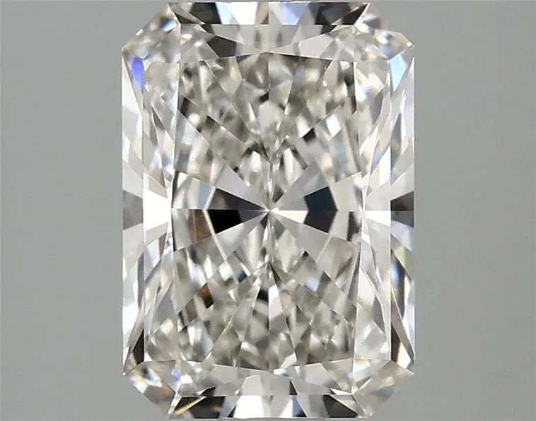 2.09ct Radiant Lab Grown Diamond (Colour H, Clarity VVS2, IGI Certified)