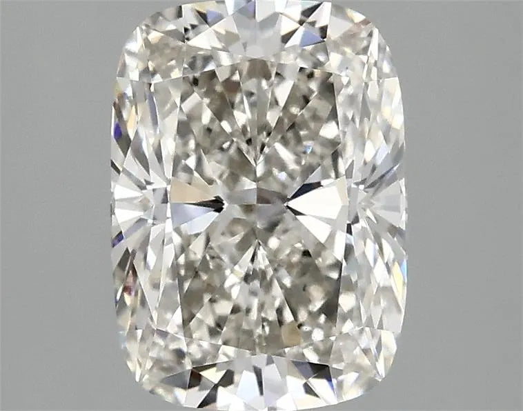 2.32ct Cushion modified Lab Grown Diamond (Colour G, Clarity VS1, IGI Certified)