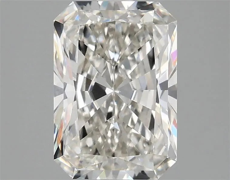 2.39ct Radiant Lab Grown Diamond (Colour G, Clarity VS1, IGI Certified)