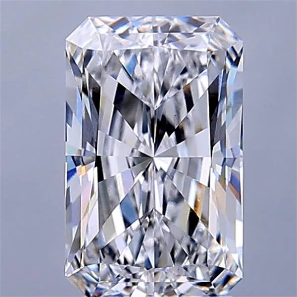 2.40ct Radiant Lab Grown Diamond (Colour D, Clarity VVS2, IGI Certified)