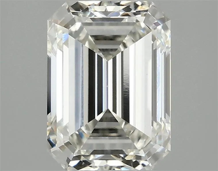 2.47ct Emerald Lab Grown Diamond (Colour G, Clarity VS2, IGI Certified)