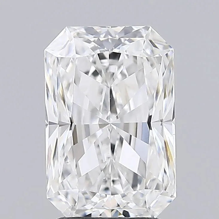 2.51ct Radiant Lab Grown Diamond (Colour F, Clarity VS1, IGI Certified)