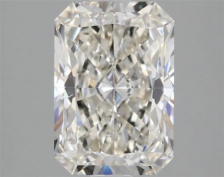 2.57ct Radiant Lab Grown Diamond (Colour H, Clarity VS1, IGI Certified)