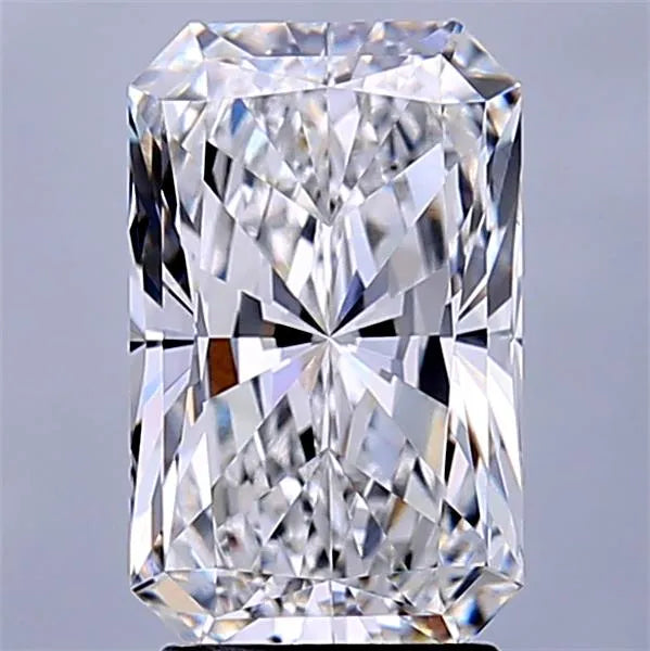 2.63ct Radiant Lab Grown Diamond (Colour E, Clarity VVS1, IGI Certified)