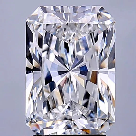 2.70ct Radiant Lab Grown Diamond (Colour D, Clarity VVS2, IGI Certified)