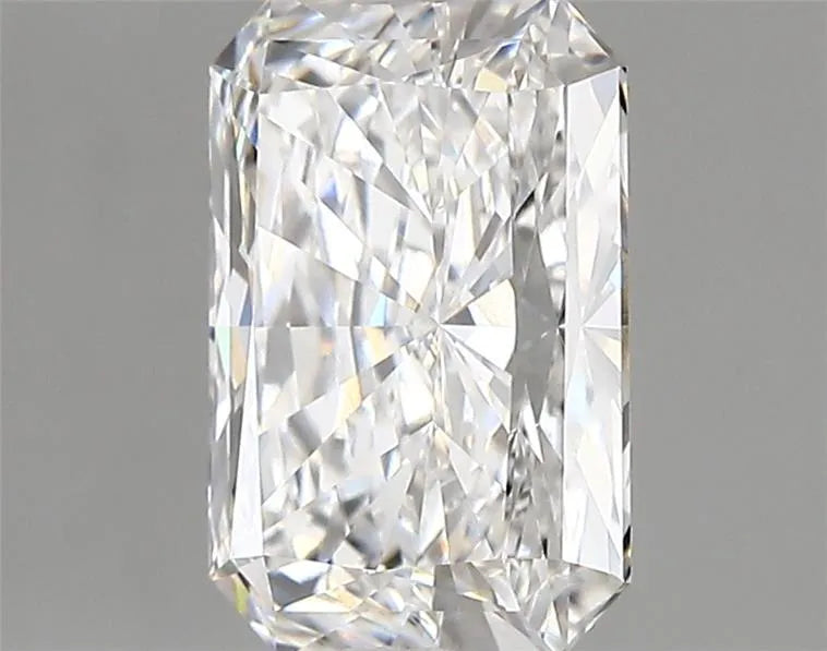 2.71ct Radiant Lab Grown Diamond (Colour D, Clarity IF, IGI Certified)