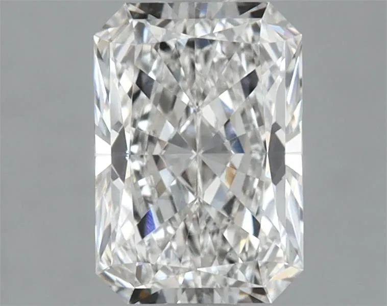 2.84ct Radiant Lab Grown Diamond (Colour E, Clarity VS1, IGI Certified)