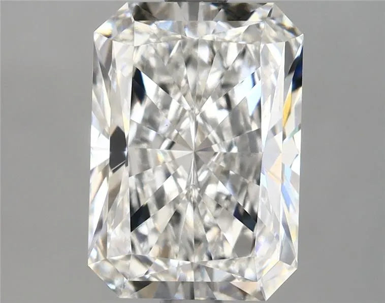 2.84ct Radiant Lab Grown Diamond (Colour F, Clarity VVS2, IGI Certified)