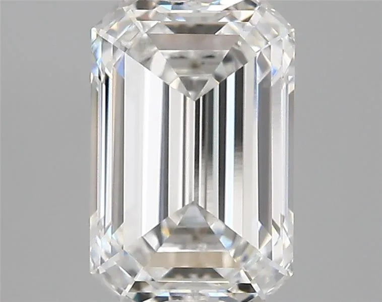 2.85ct Emerald Lab Grown Diamond (Colour E, Clarity VVS1, IGI Certified)