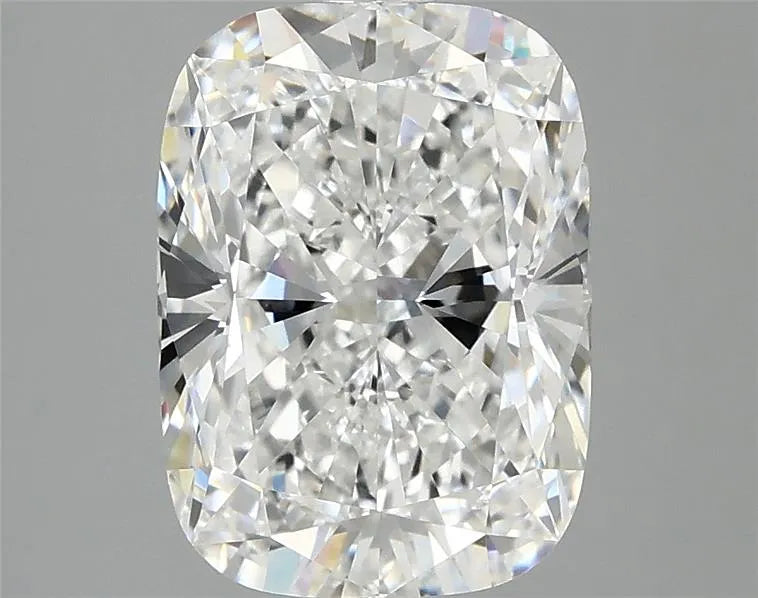 2.90ct Cushion modified Lab Grown Diamond (Colour E, Clarity VVS2, IGI Certified)