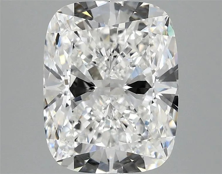 3.00ct Cushion modified Lab Grown Diamond (Colour E, Clarity VVS2, IGI Certified)