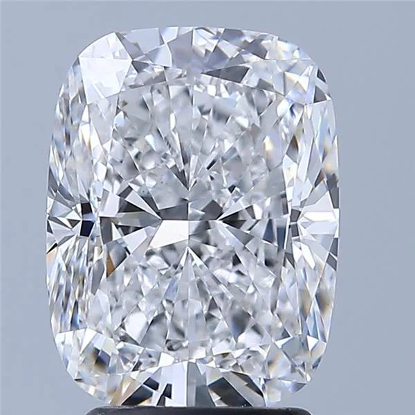3.01ct Cushion modified Lab Grown Diamond (Colour D, Clarity VVS2, IGI Certified)