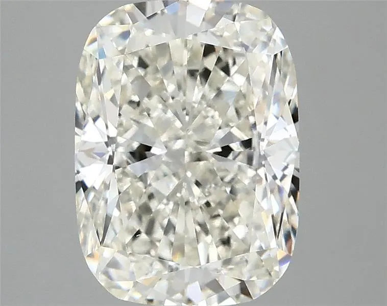 3.01ct Cushion modified Lab Grown Diamond (Colour H, Clarity VS1, IGI Certified)