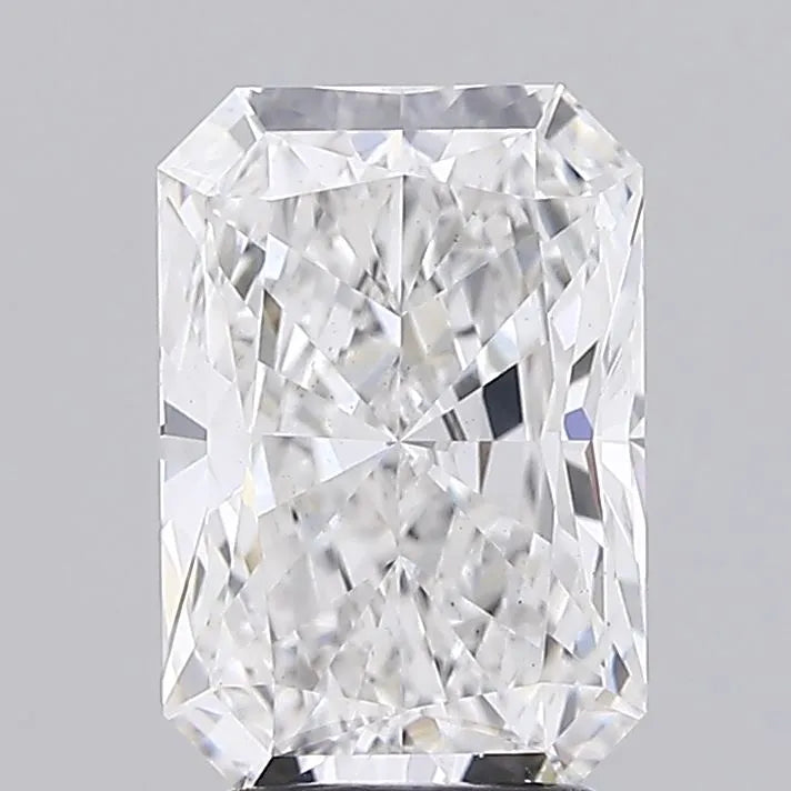 3.01ct Radiant Lab Grown Diamond (Colour E, Clarity VS2, IGI Certified)