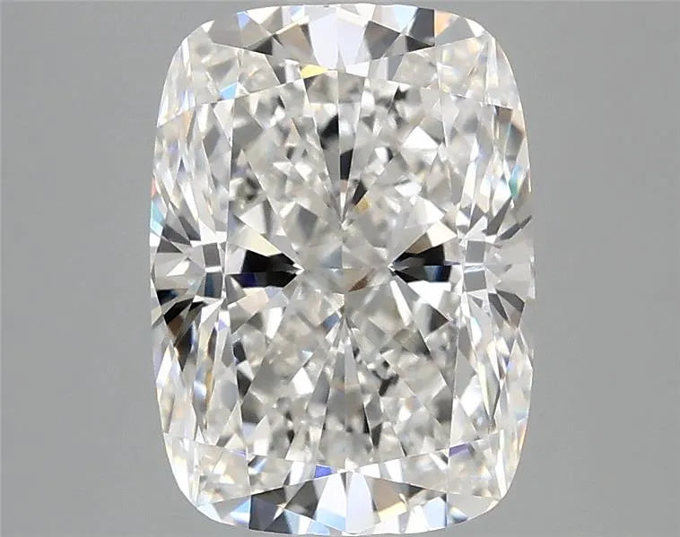 3.05ct Cushion modified Lab Grown Diamond (Colour F, Clarity VVS2, IGI Certified)