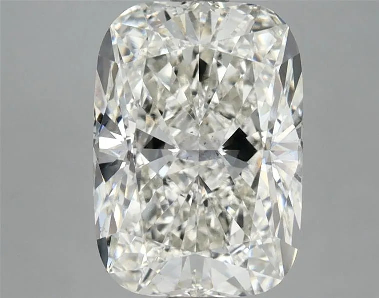 3.31ct Cushion modified Lab Grown Diamond (Colour G, Clarity VS2, IGI Certified)