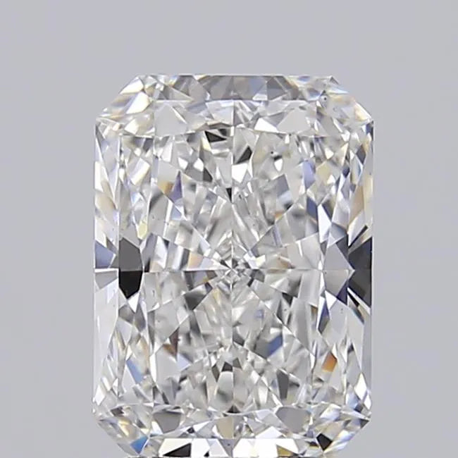 3.37ct Radiant Lab Grown Diamond (Colour E, Clarity VS1, IGI Certified)