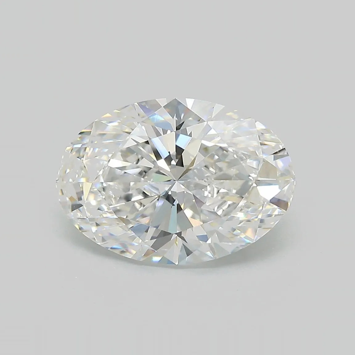 3.76ct Oval Lab Grown Diamond (Colour E, Clarity VVS2, IGI Certified)