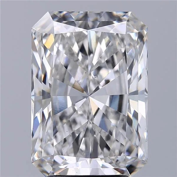 3.77ct Radiant Lab Grown Diamond (Colour E, Clarity VS2, IGI Certified)