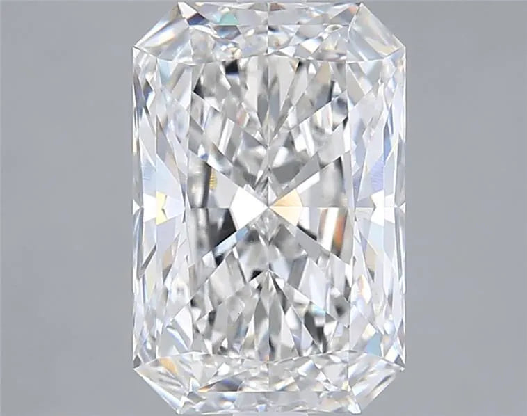 4.00ct Radiant Lab Grown Diamond (Colour F, Clarity VVS2, IGI Certified)