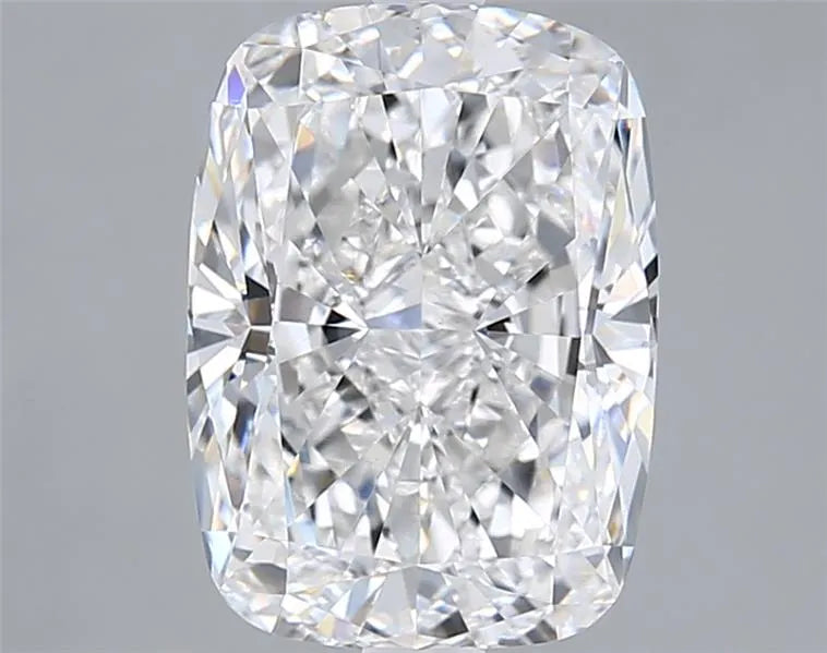 4.06ct Cushion modified Lab Grown Diamond (Colour E, Clarity VVS2, IGI Certified)