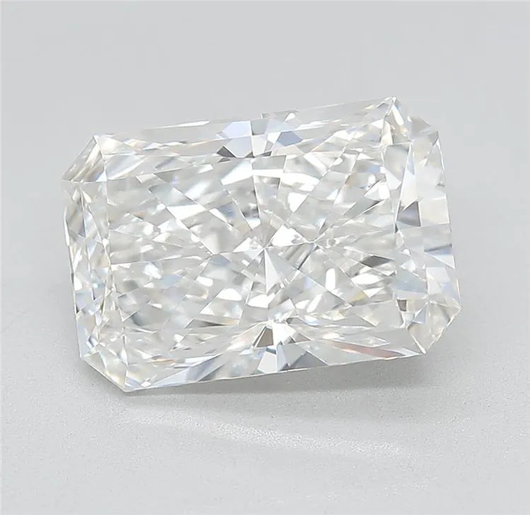 4.19ct Radiant Lab Grown Diamond (Colour F, Clarity VS1, Cut EX, IGI Certified)