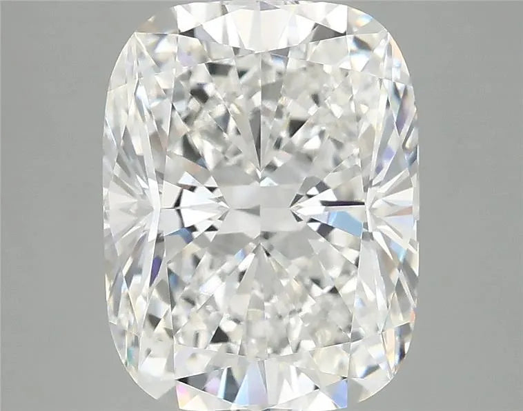 4.44ct Cushion modified Lab Grown Diamond (Colour E, Clarity VVS2, IGI Certified)