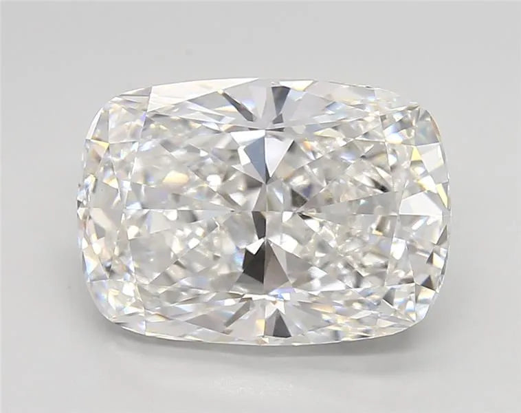 4.48ct Cushion modified Lab Grown Diamond (Colour D, Clarity VVS2, IGI Certified)