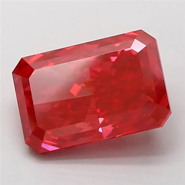 4.54ct Radiant Lab Grown Diamond (Colour Fancy Vivid Red, Clarity VS2, IGI Certified)