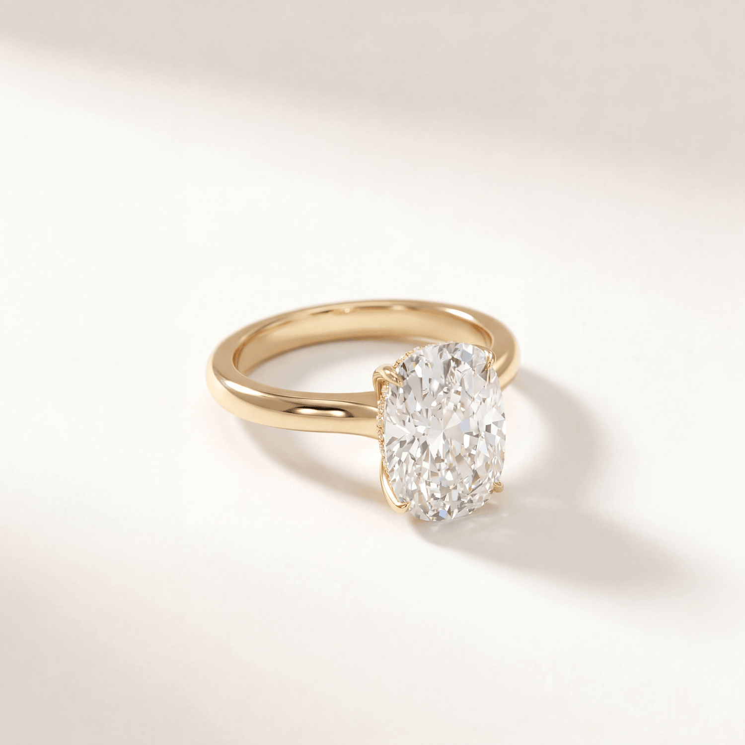 Cushion Tulip Curved Hidden Halo