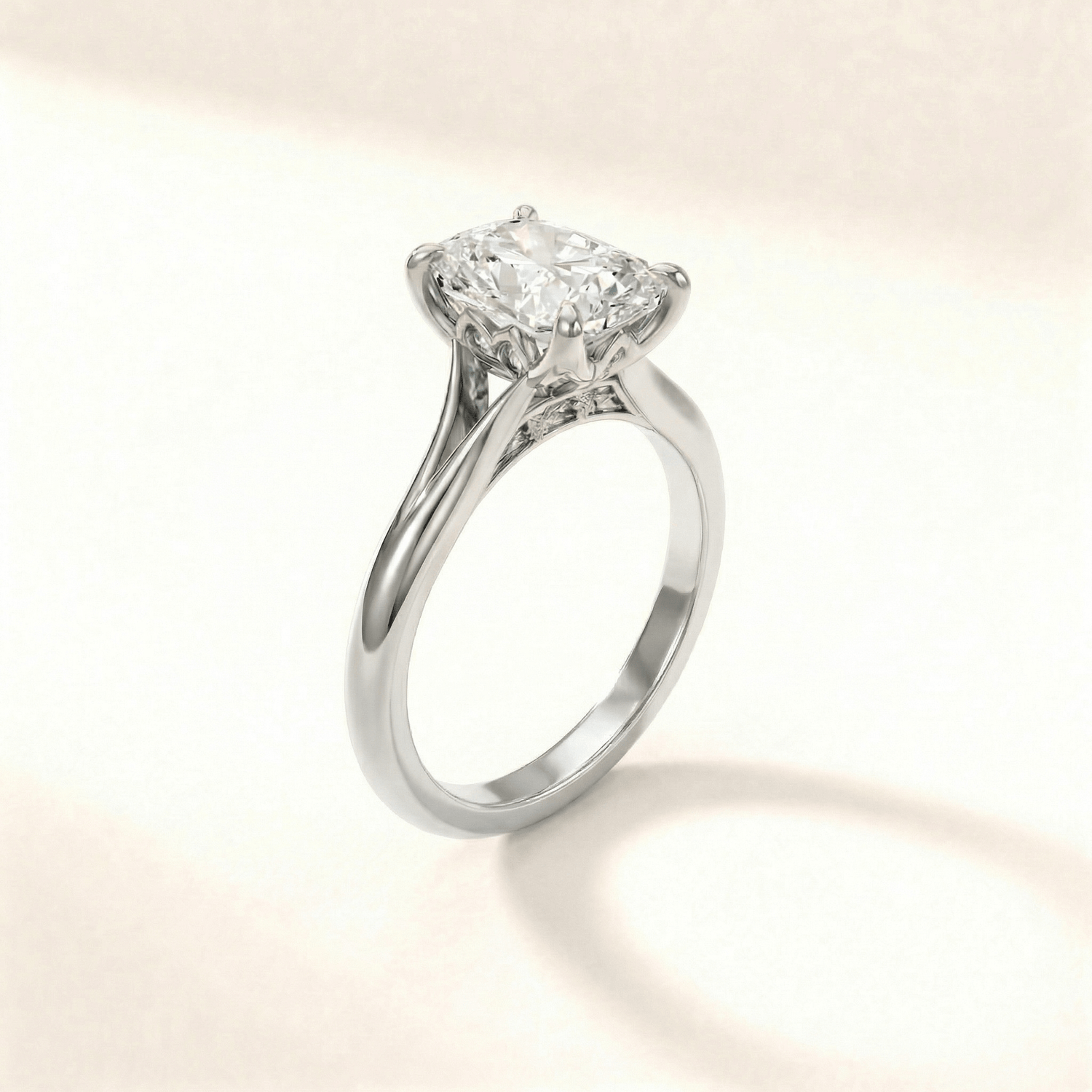 Cushion Diamond Tulip Engraved