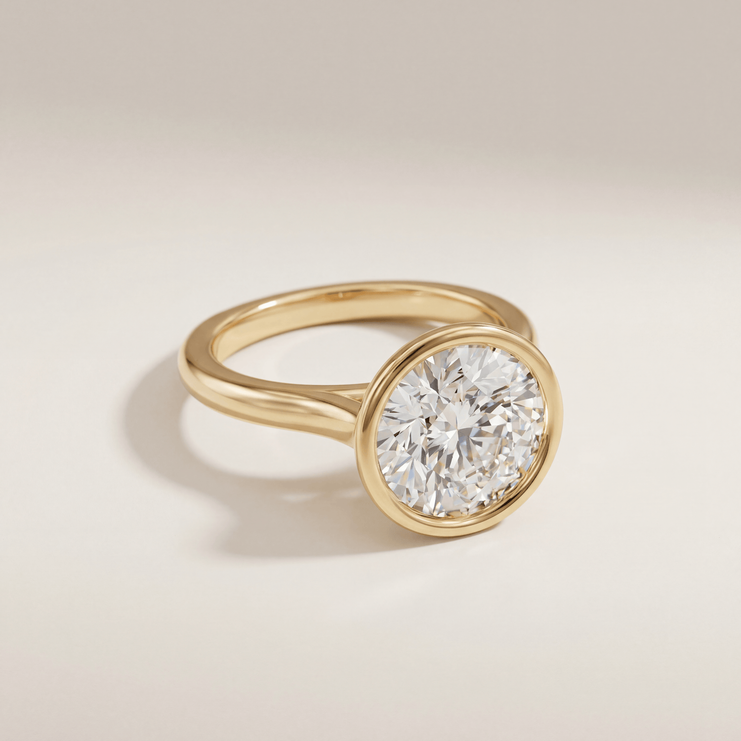 Round Tulip Full Bezel