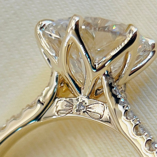 Bow + Diamond engraving, on the bridge